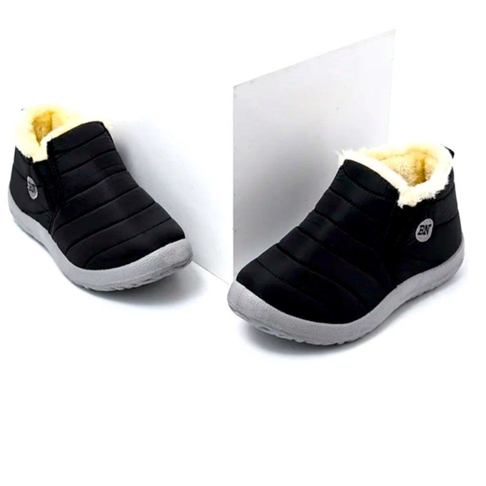 House Ankle Boots House Slippers, women’s 6.5